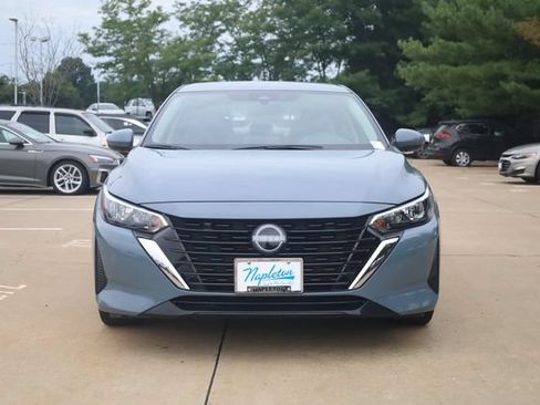 Used 2024 Nissan Sentra SV FWD image 4