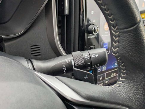 Used 2024 Subaru Ascent Premium w/ Convenience Package image 26