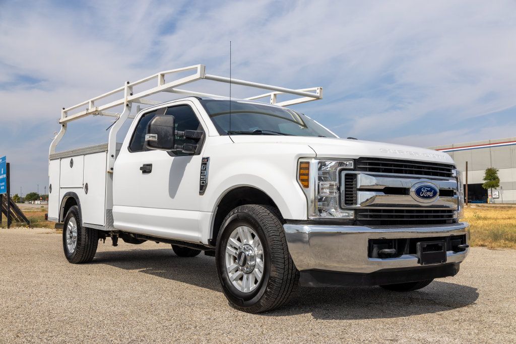 Used 2019 Ford F350 XL w/ STX Appearance Package RWD image 1