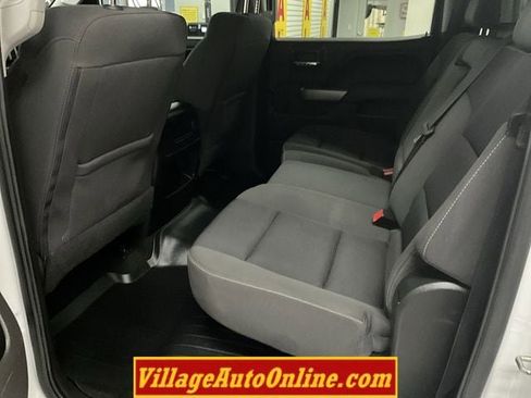 Used 2018 Chevrolet Silverado 1500 LT w/ All Star Edition image 23