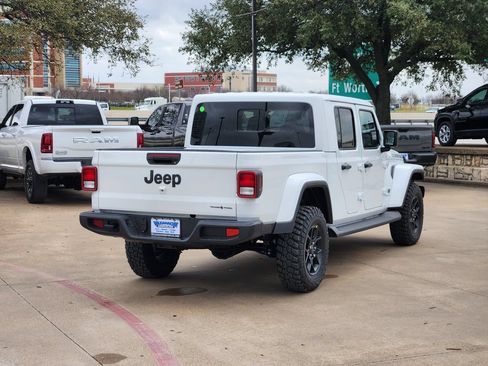 New 2026 Jeep Gladiator Sport AWD/4WD image 4