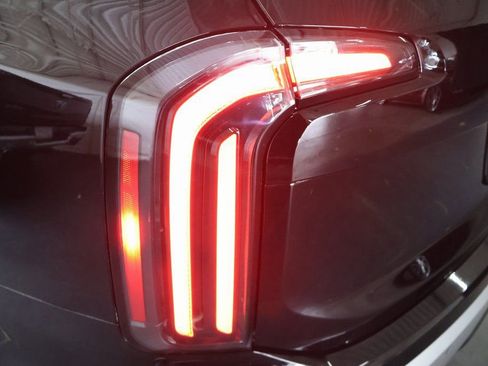 Used 2024 Kia Telluride EX image 29