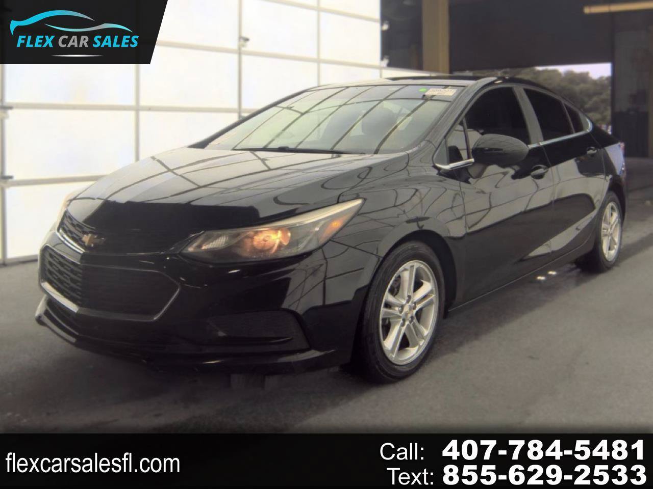 Used 2018 Chevrolet Cruze LT w/ Convenience Package FWD image 1