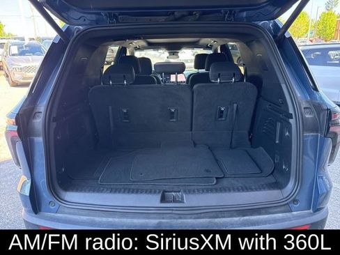 Used 2024 Chevrolet Traverse LT image 11