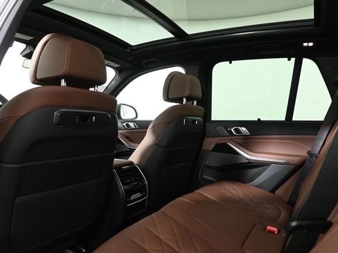 New 2026 BMW X5 xDrive40i w/ Climate Comfort Package image 32