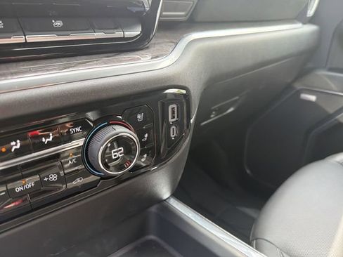 Certified 2025 Chevrolet Silverado 3500 LTZ w/ LTZ Premium Package AWD/4WD image 28