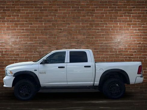 Used 2017 RAM 1500 Express image 2