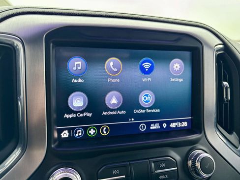 Used 2022 GMC Sierra 3500 SLE w/ SLE Convenience Package image 4