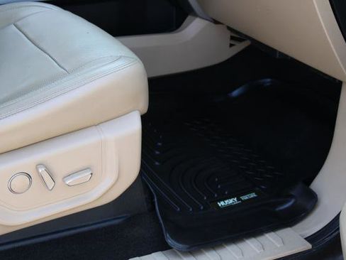 Used 2017 Ford F250 Lariat w/ Lariat Ultimate Package image 25