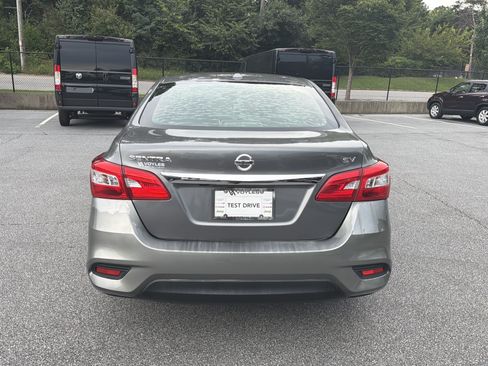 Used 2019 Nissan Sentra SV FWD image 7