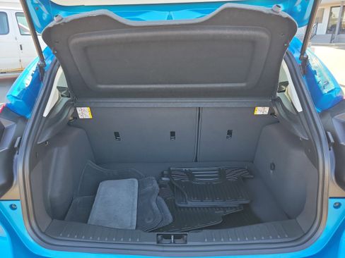 Used 2012 Ford Focus SE FWD image 7