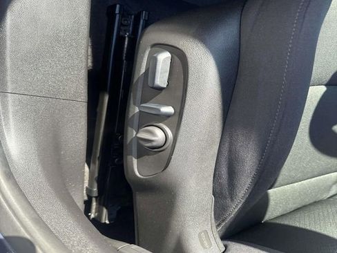 Used 2025 Chevrolet Malibu LT image 22