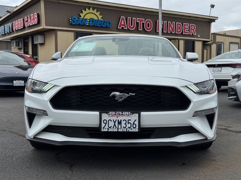 Used 2023 Ford Mustang Premium image 5