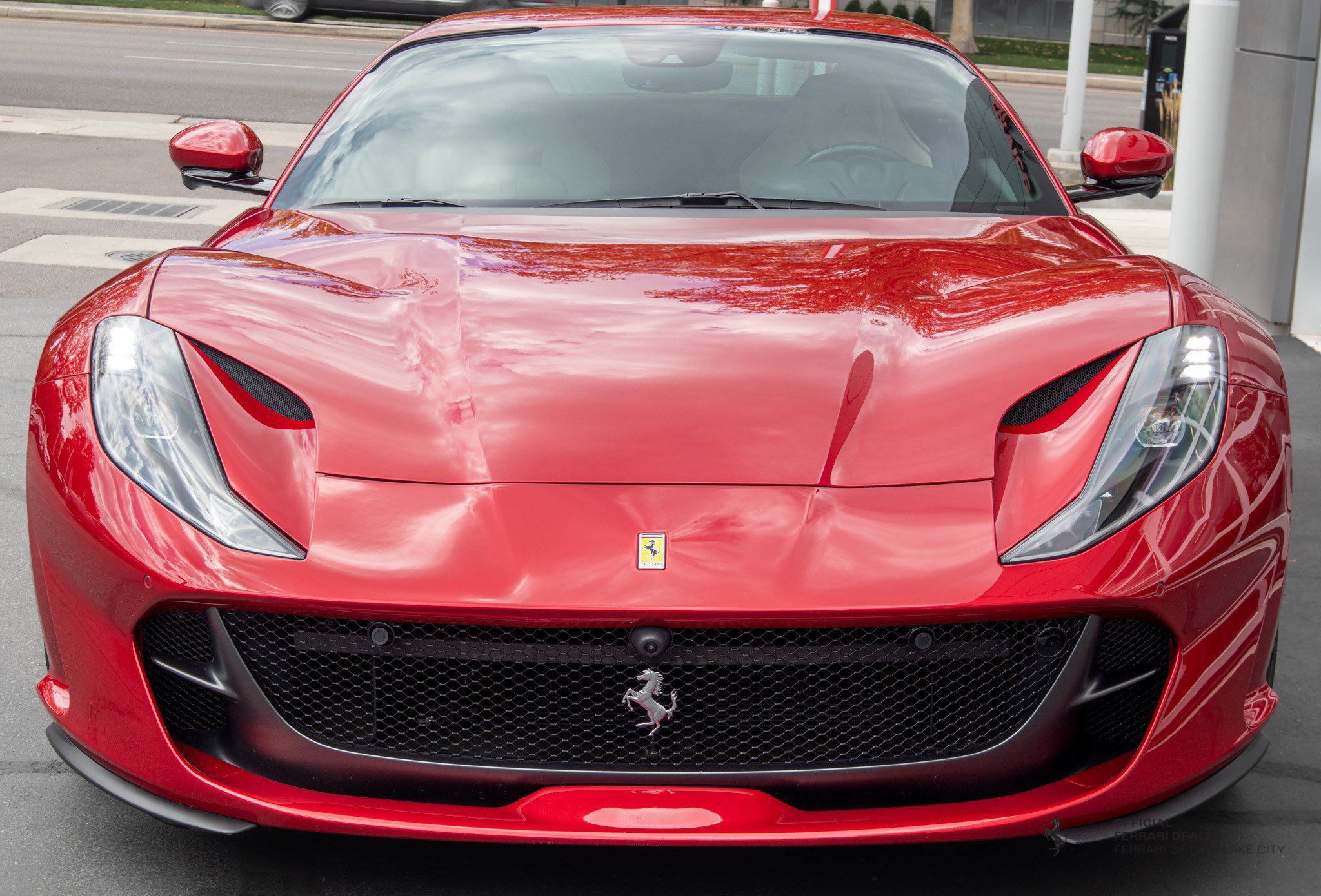 Used 2021 Ferrari 812 GTS RWD image 9