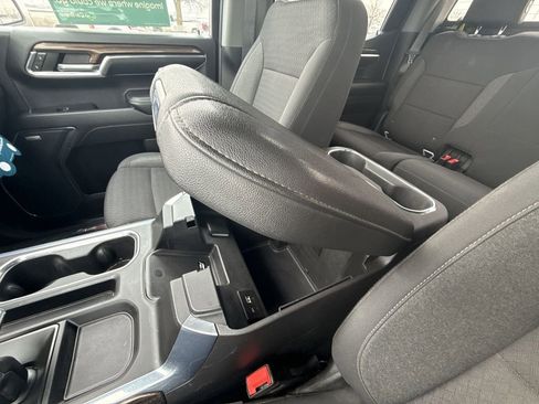 Certified 2024 Chevrolet Silverado 1500 LT Trail Boss w/ Convenience Package II image 23