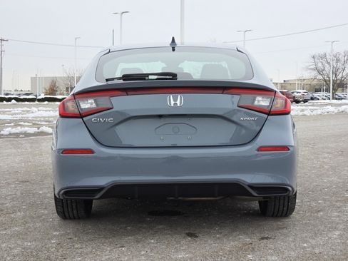 Used 2023 Honda Civic Sport image 16