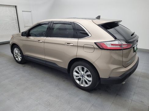 Used 2020 Ford Edge Titanium w/ Equipment Group 301A FWD image 3