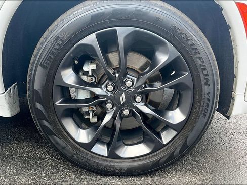 Used 2023 Dodge Durango GT AWD/4WD image 8