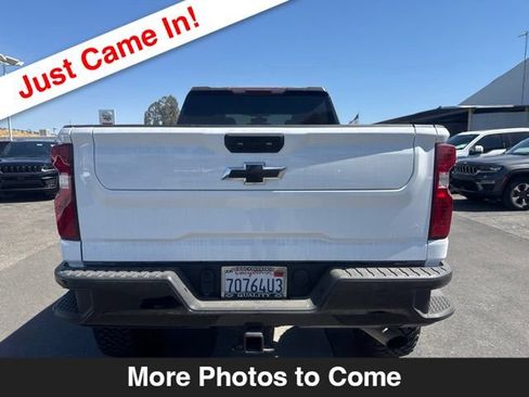 Used 2023 Chevrolet Silverado 2500 Custom w/ Custom Value Package AWD/4WD image 4