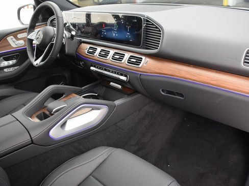 New 2025 Mercedes-Benz GLE 450 4MATIC image 14