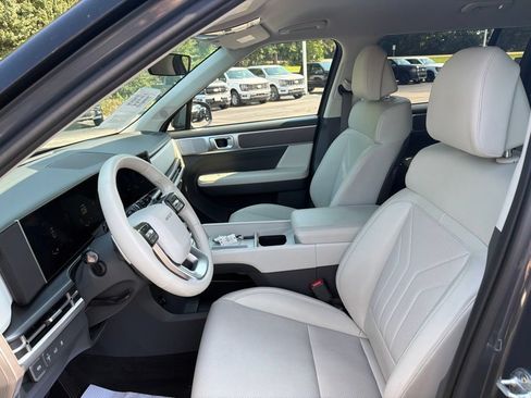 Used 2026 Hyundai Santa Fe SEL FWD image 19