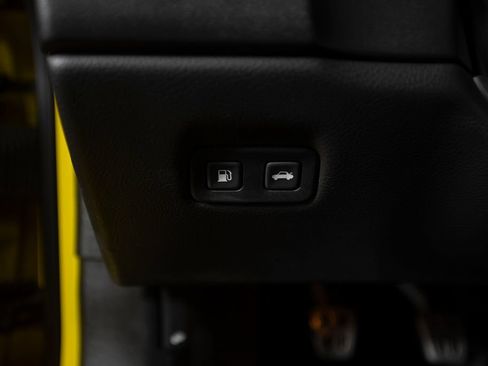 Used 2006 Chevrolet Corvette Z06 RWD image 45