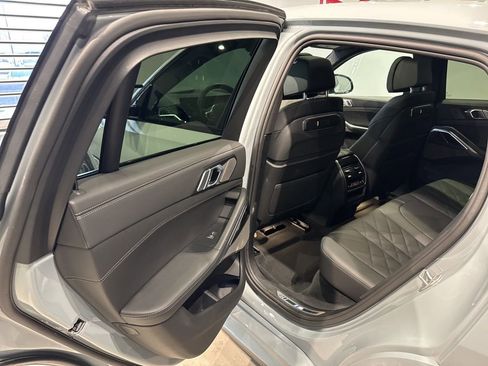 Used 2026 BMW X6 M60i image 39