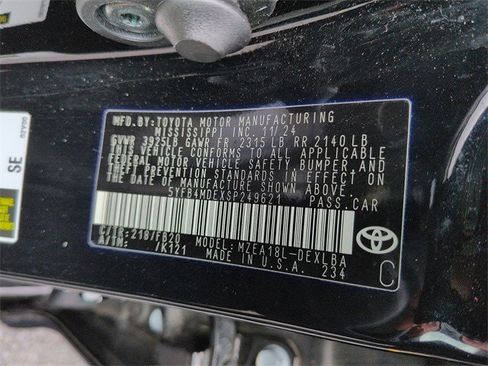 Certified 2025 Toyota Corolla LE image 13