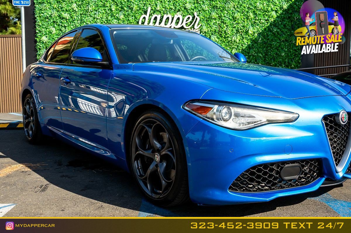 Used 2019 Alfa Romeo Giulia Ti Sport w/ Quick Order Package 22U Sport RWD image 4