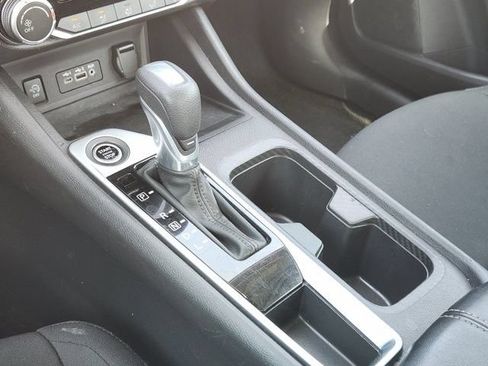 Used 2024 Nissan Sentra SV FWD image 20