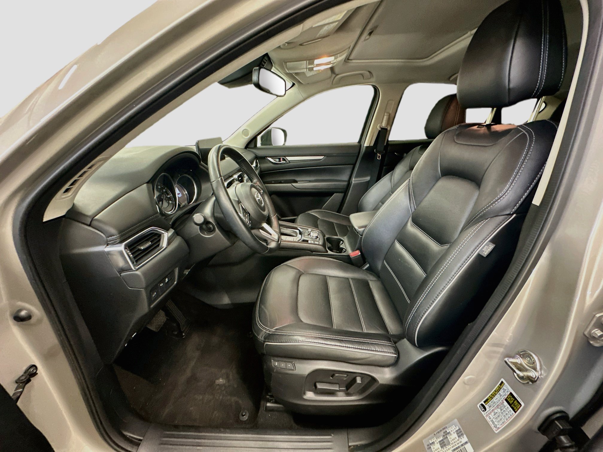 Used 2025 MAZDA CX-5 AWD 2.5 S w/ Preferred Package image 13