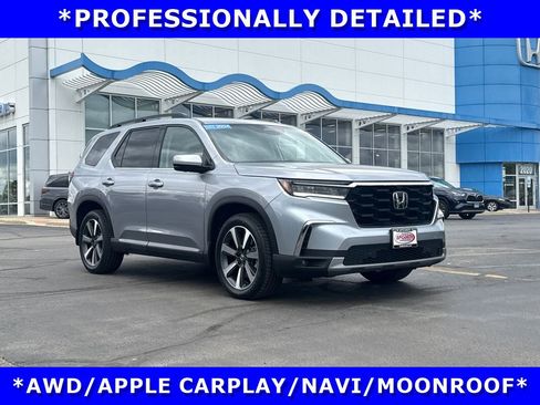 Certified 2024 Honda Pilot Elite image 3