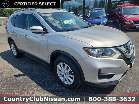 Used 2018 Nissan Rogue SV AWD/4WD image 2