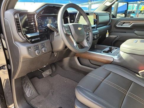 New 2025 Chevrolet Silverado 2500 High Country w/ High Country Premium Package image 12