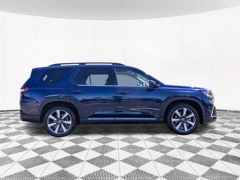 Used 2023 Honda Pilot Elite image 9
