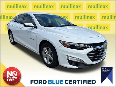 Used 2024 Chevrolet Malibu LT FWD image 1
