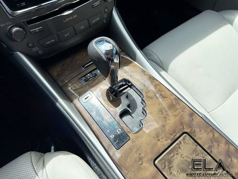 Used 2011 Lexus IS 350 w/ Premium Pkg Value Edition RWD image 18