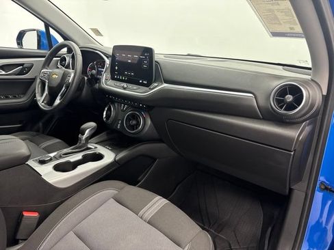 Used 2024 Chevrolet Blazer LT w/ Convenience Package FWD image 28