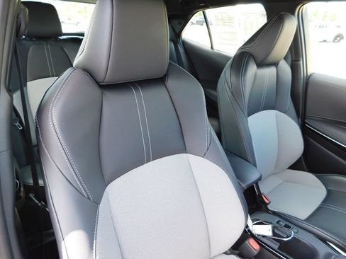 Used 2024 Toyota Corolla XSE FWD image 19