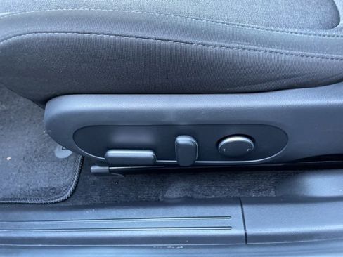 Used 2023 Hyundai Ioniq 5 SE image 14