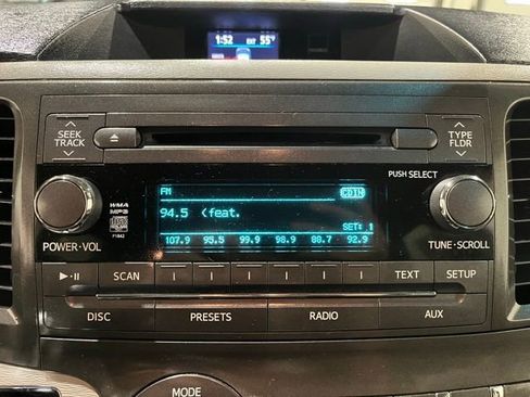 Used 2013 Toyota Sienna SE image 27