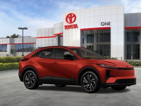 New 2026 Toyota C-HR AWD/4WD image 17