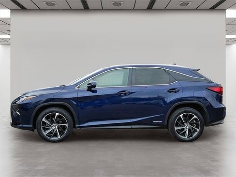 Used 2018 Lexus RX 450h AWD image 3