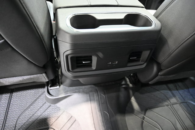 New 2026 Chevrolet Silverado 1500 RST w/ Redline Edition AWD/4WD image 31