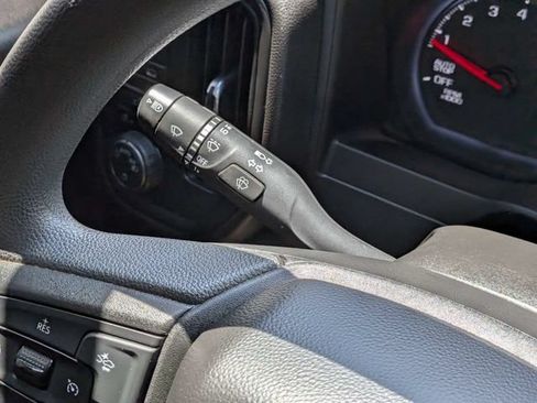 Used 2023 Chevrolet Silverado 1500 Custom AWD/4WD image 24