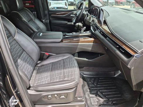 Used 2023 Cadillac Escalade Sport Platinum AWD/4WD image 27
