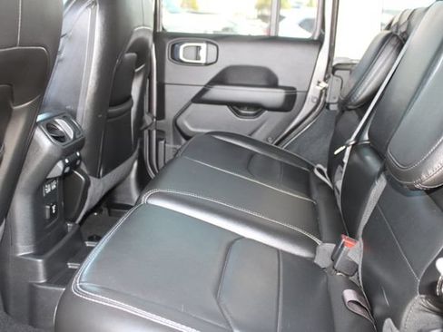 Used 2021 Jeep Wrangler Unlimited Sahara w/ Cold Weather Group AWD/4WD image 45