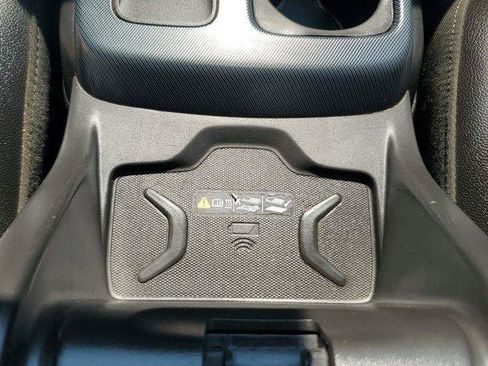 Used 2019 Chevrolet Colorado Z71 AWD/4WD image 26