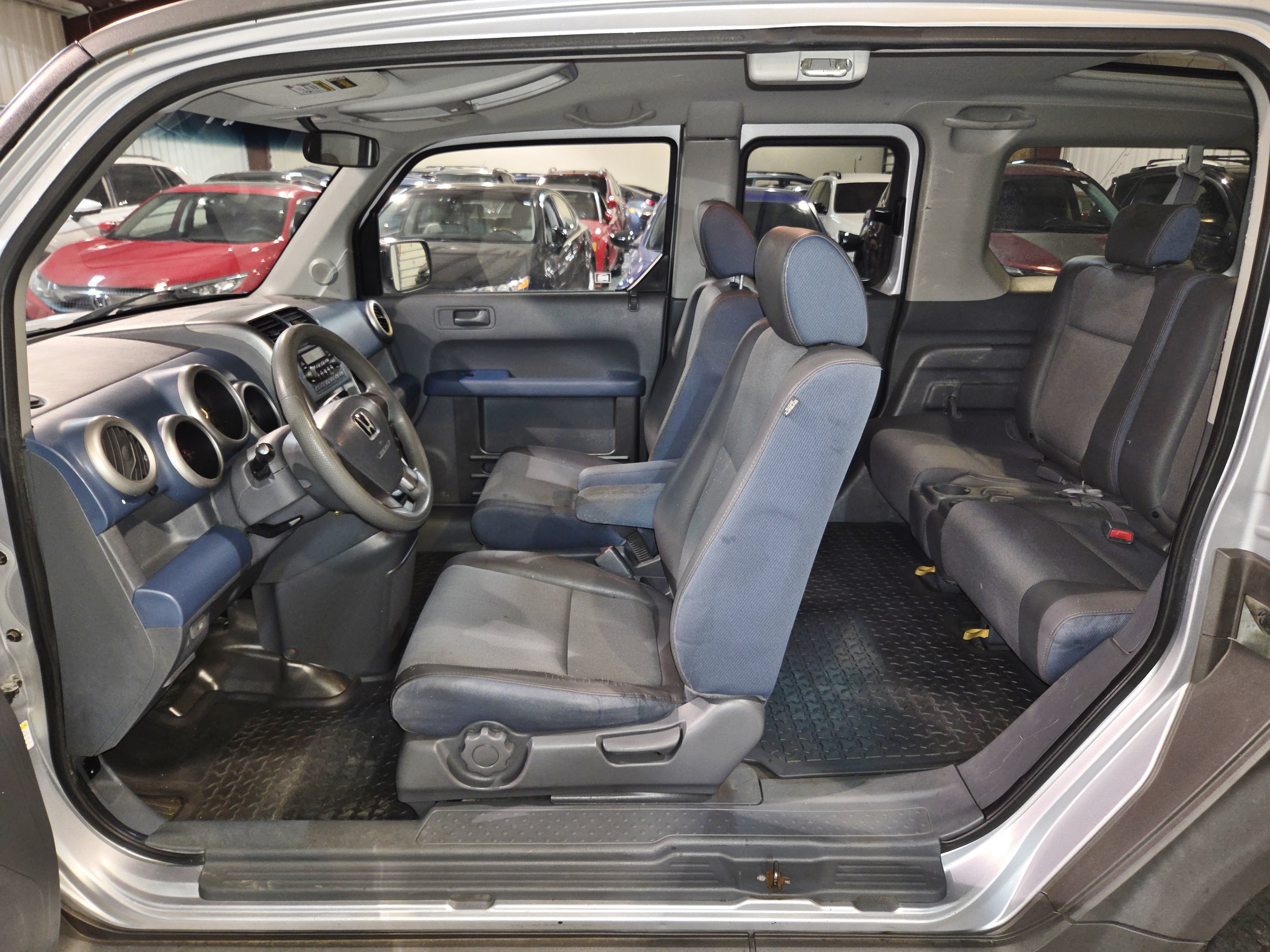 Used 2004 Honda Element EX image 16