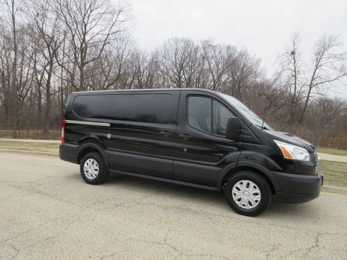 Used 2017 Ford Transit 150 130 Low Roof w/ Exterior Upgrade Package image 4
